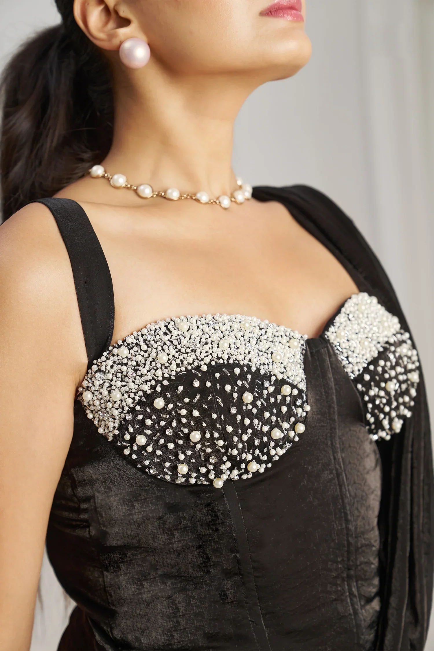 Black Orgazna Pre-Draped Saree with Corset - Image 7