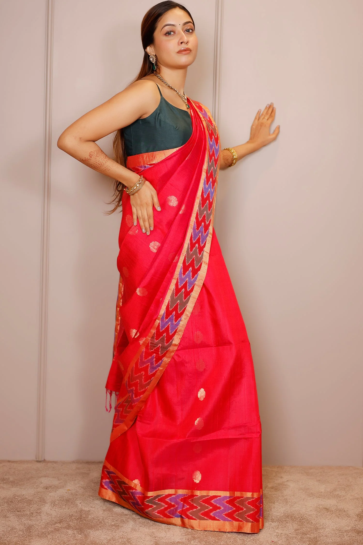 Pink Raw Silk Woven Patola Saree - Image 3