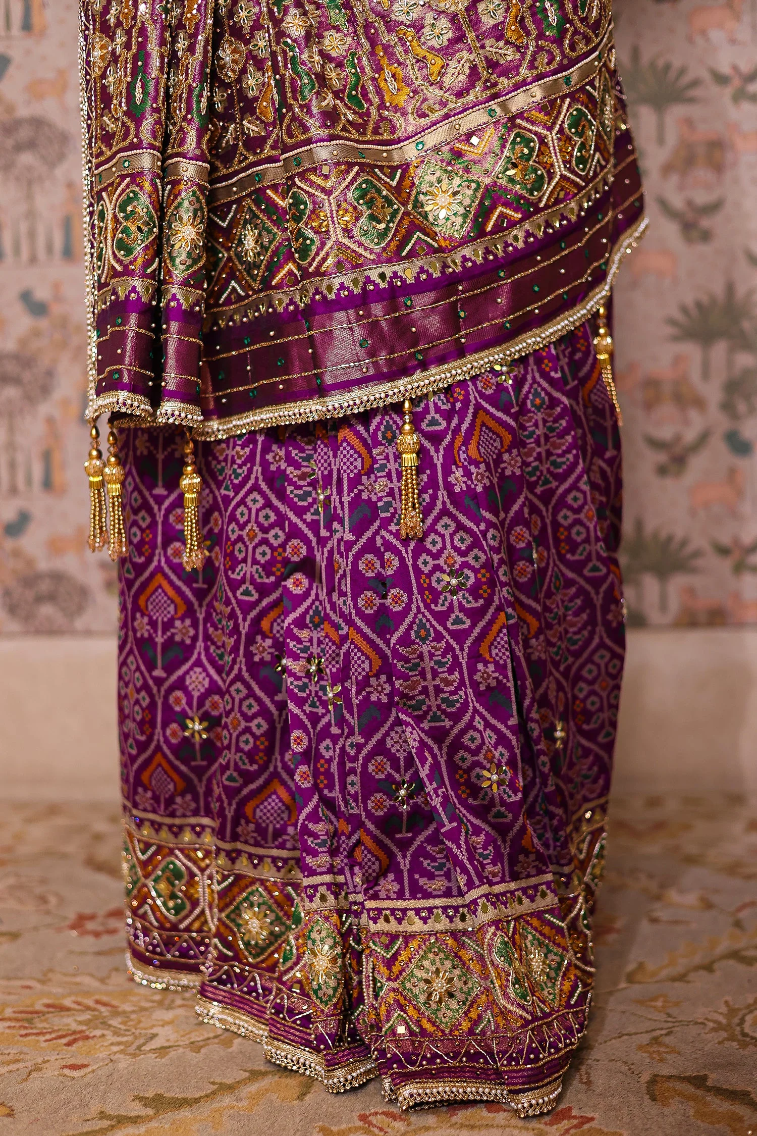 Purple Silk Traditional Woven Patola Saree with Cutdana and Beads Work - Image 3