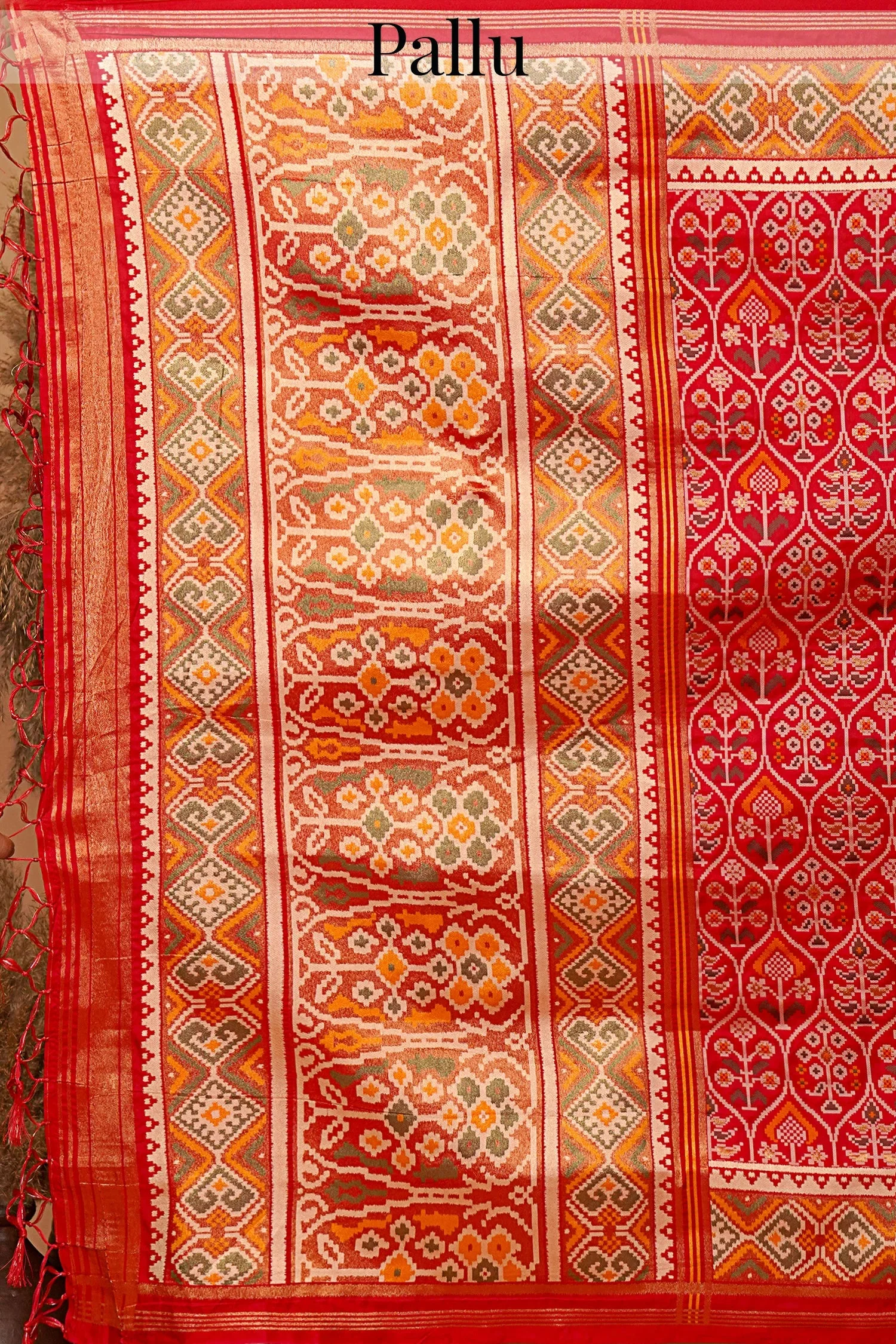 Red Traditional Patola Woven Saree in Silk - Image 5